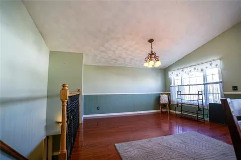 252 6th Ave, Woonsocket, RI 02895 photo 10
