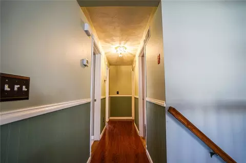 252 6th Ave, Woonsocket, RI 02895 photo 9