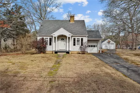 626 Alton Carolina Rd, Charlestown, RI 02813