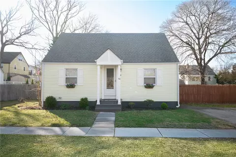 50 Aetna St, Cranston, RI 02910