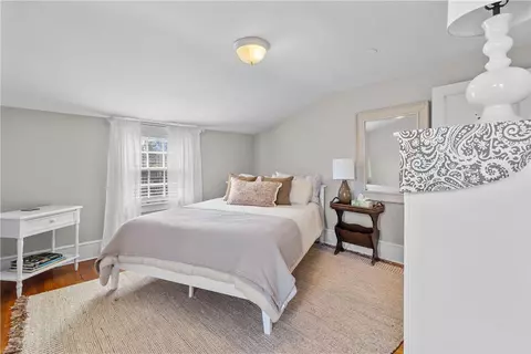 Bedroom - 15 Maple St, Warren, RI 02885 photo 5 of 6