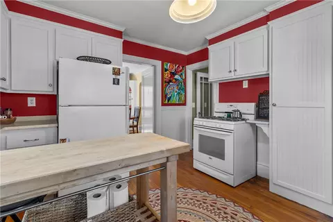 Kitchen - 15 Maple St, Warren, RI 02885 photo 4 of 4