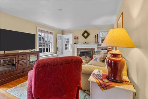 Living - 15 Maple St, Warren, RI 02885 photo 1 of 2