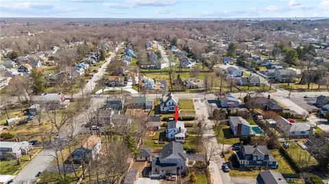 View/Area - 15 Maple St, Warren, RI 02885 photo 6 of 8