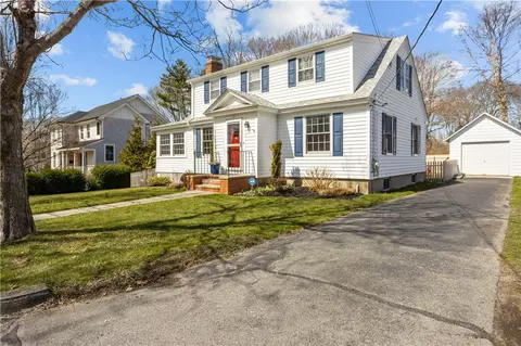 Exterior - 15 Maple St, Warren, RI 02885 photo 2 of 13