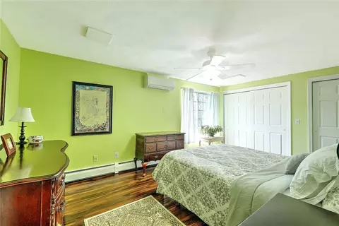 Bedroom - 31 Eagle Run #B, East Greenwich, RI 02818 photo 1 of 5