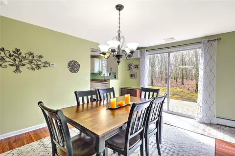 Dining - 31 Eagle Run #B, East Greenwich, RI 02818 photo 2 of 4