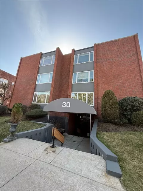 30 Blackstone Blvd #101, Providence, RI 02906