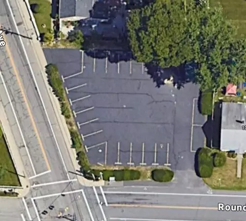 670 Willett Ave, East Providence, RI 02915