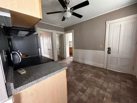 22 Pleasant St, Westerly, RI 02891 photo 5