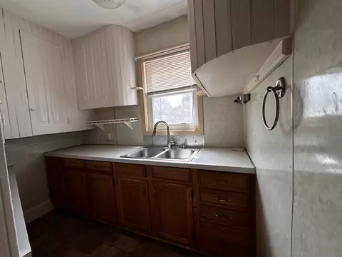22 Pleasant St, Westerly, RI 02891 photo 11