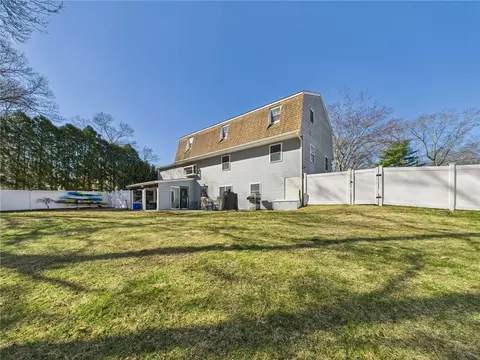 64 Laurel Ave, Coventry, RI 02816 photo 4
