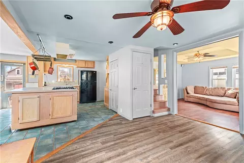 Entry Way - 64 Hazard Ave, Warwick, RI 02889 photo 2 of 3