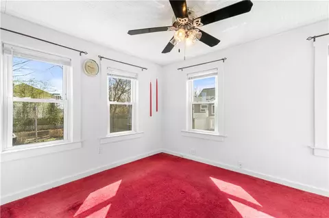 Bedroom - 64 Hazard Ave, Warwick, RI 02889 photo 1 of 5