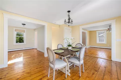 Dining - 20 Lighthouse Ln, Warwick, RI 02889 photo 1 of 4