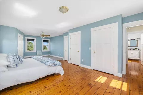 Bedroom - 20 Lighthouse Ln, Warwick, RI 02889 photo 7 of 15