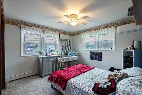 Bedroom - 45 Thibeault Ave, Woonsocket, RI 02895 photo 4 of 6
