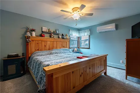 Bedroom - 45 Thibeault Ave, Woonsocket, RI 02895 photo 2 of 6