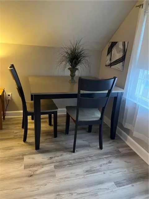 Dining - 11 Macarthur Dr, Warwick, RI 02889 photo 4 of 4