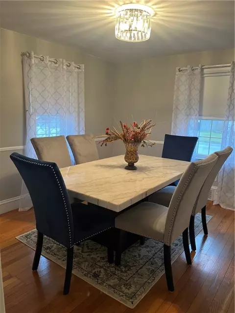 Dining - 11 Macarthur Dr, Warwick, RI 02889 photo 3 of 4
