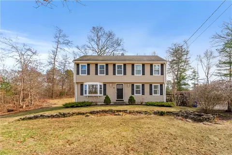 53 Waterman St, Danielson, CT 06239