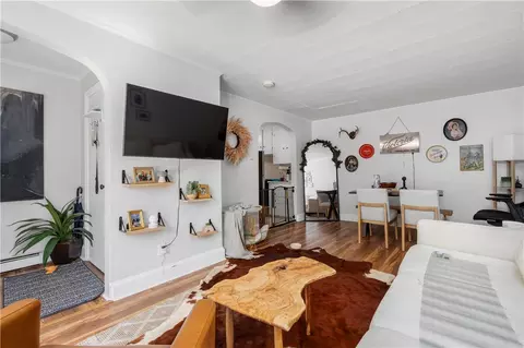 39 Fair St, Warwick, RI 02888 photo 5