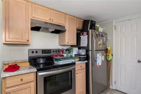 39 Fair St, Warwick, RI 02888 photo 13