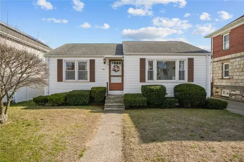 4 Rose St, North Providence, RI 02904