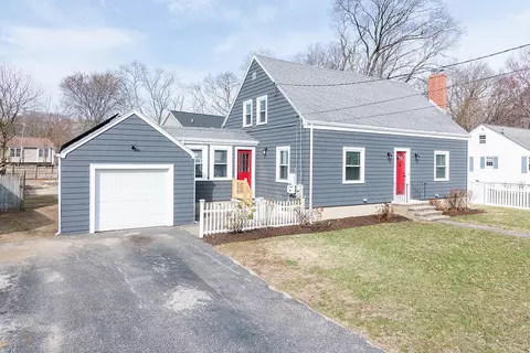 167 Welfare Ave, Warwick, RI 02888