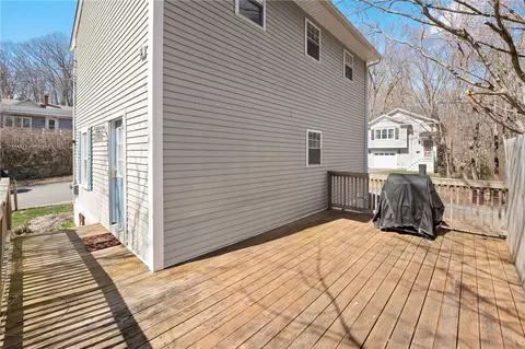Exterior - 287 6th Ave, Woonsocket, RI 02895 photo 4 of 4
