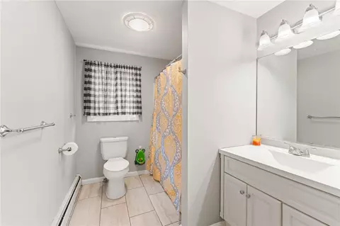 Bath - 287 6th Ave, Woonsocket, RI 02895 photo 1 of 2