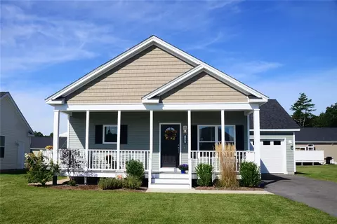44 Driver Ln #44, South Kingstown, RI 02879