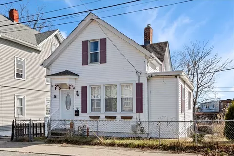 145 Veazie St, Providence, RI 02904