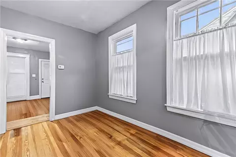 606 Providence St, Woonsocket, RI 02895 photo 5