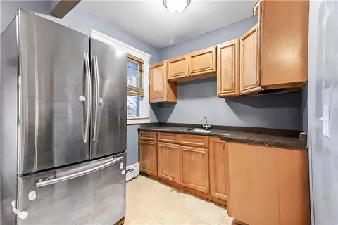 606 Providence St, Woonsocket, RI 02895 photo 8