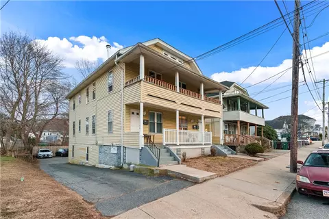 606 Providence St, Woonsocket, RI 02895 photo 11