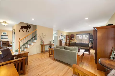 253 Chapmans Ave, Warwick, RI 02886 photo 13