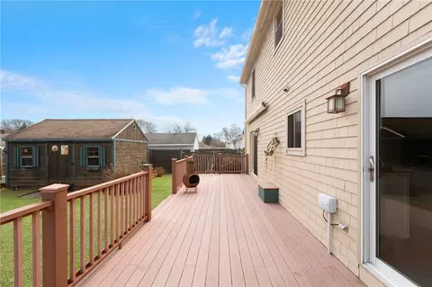 253 Chapmans Ave, Warwick, RI 02886 photo 37
