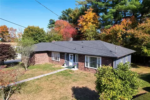 28 Downing Dr, West Warwick, RI 02893