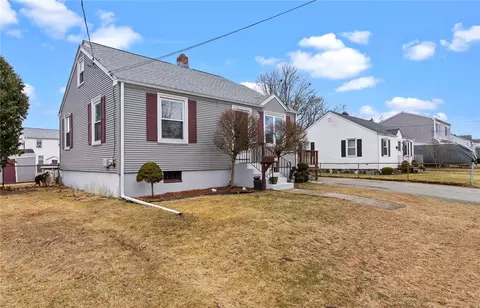 56 Sterling St, East Providence, RI 02914