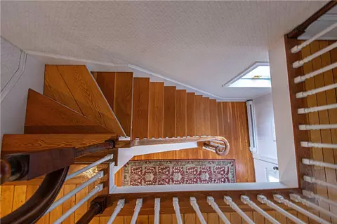 Entry Way - 442 Summer St, Woonsocket, RI 02895 photo 8 of 10