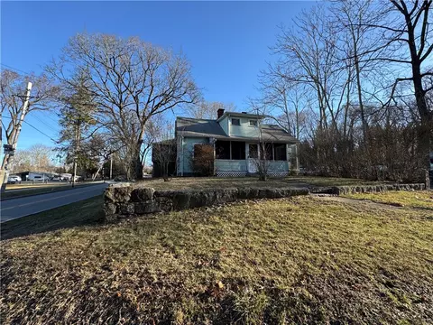 2733 Kingstown Rd, Kingston, RI 02881
