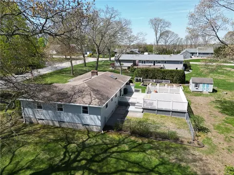 View/Area - 4 Branberry Dr, Westerly, RI 02891 photo 2 of 2