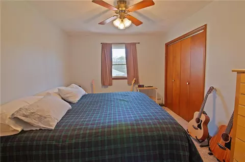 Bedroom - 4 Branberry Dr, Westerly, RI 02891 photo 3 of 3