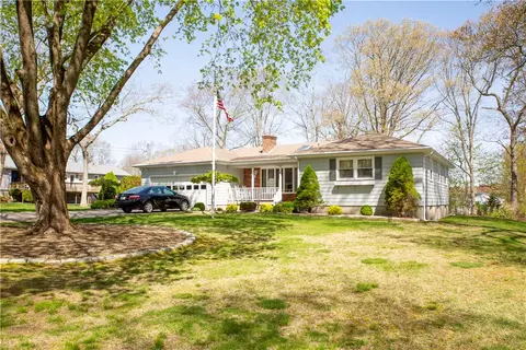 Exterior - 4 Branberry Dr, Westerly, RI 02891 photo 1 of 5