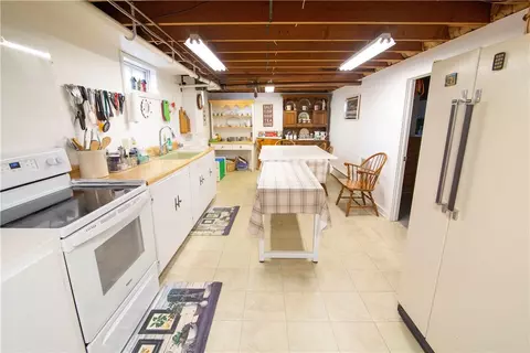 Kitchen - 4 Branberry Dr, Westerly, RI 02891 photo 4 of 4