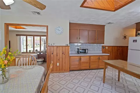 Kitchen - 4 Branberry Dr, Westerly, RI 02891 photo 3 of 4