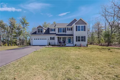 257 E Shore Dr, Coventry, RI 02816