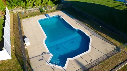 90 Point Ave, Warwick, RI 02889