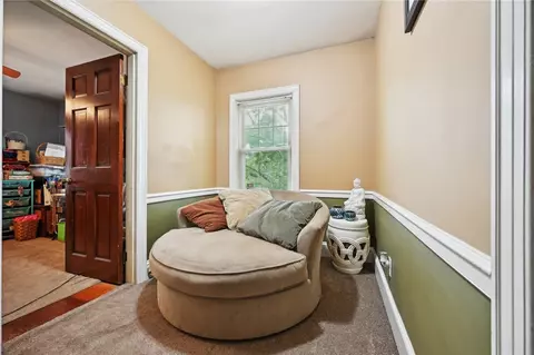Entry Way - 90 Point Ave, Warwick, RI 02889 photo 2 of 3